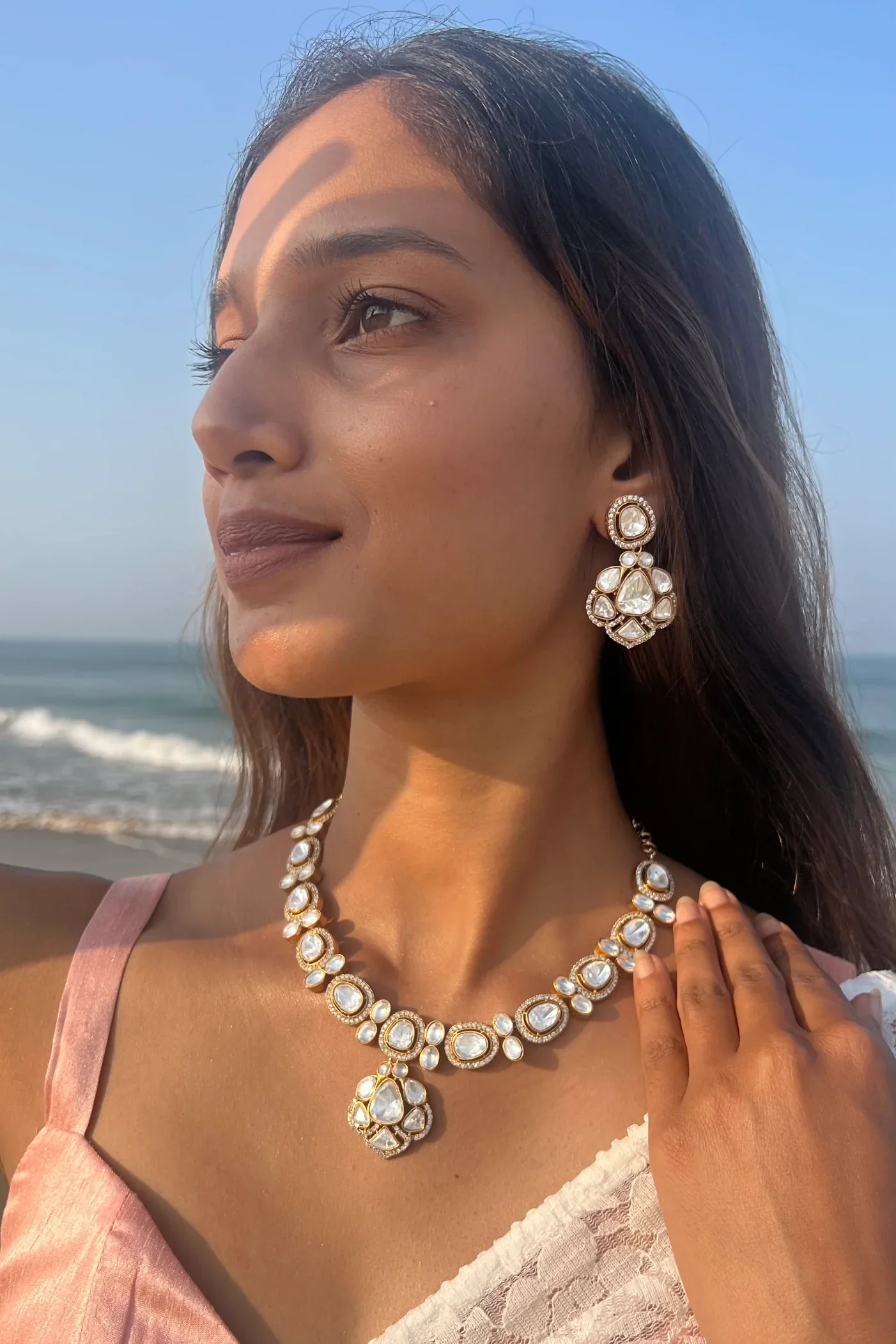 Aanya White Faux Polki Necklace With Flower Petal Semi Precious Stone And Polki Earrings - Image 2