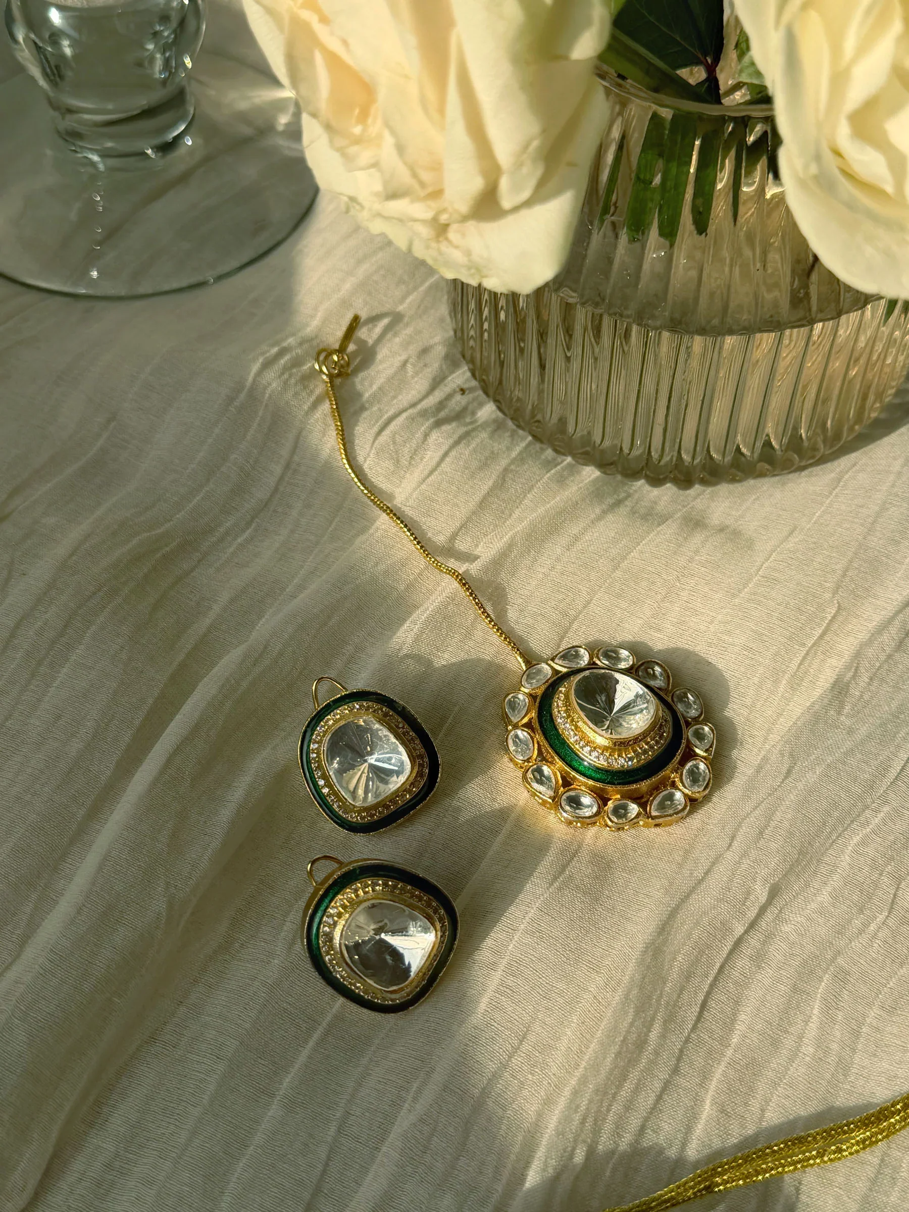 Aarvi Emerald Sp Polki Necklace Set - Image 4