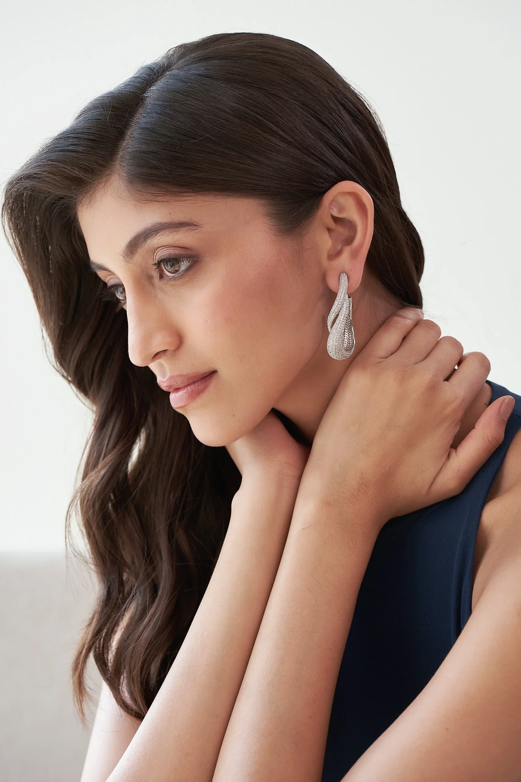 Elegant Line Diamond Drop Earrings - Image 5
