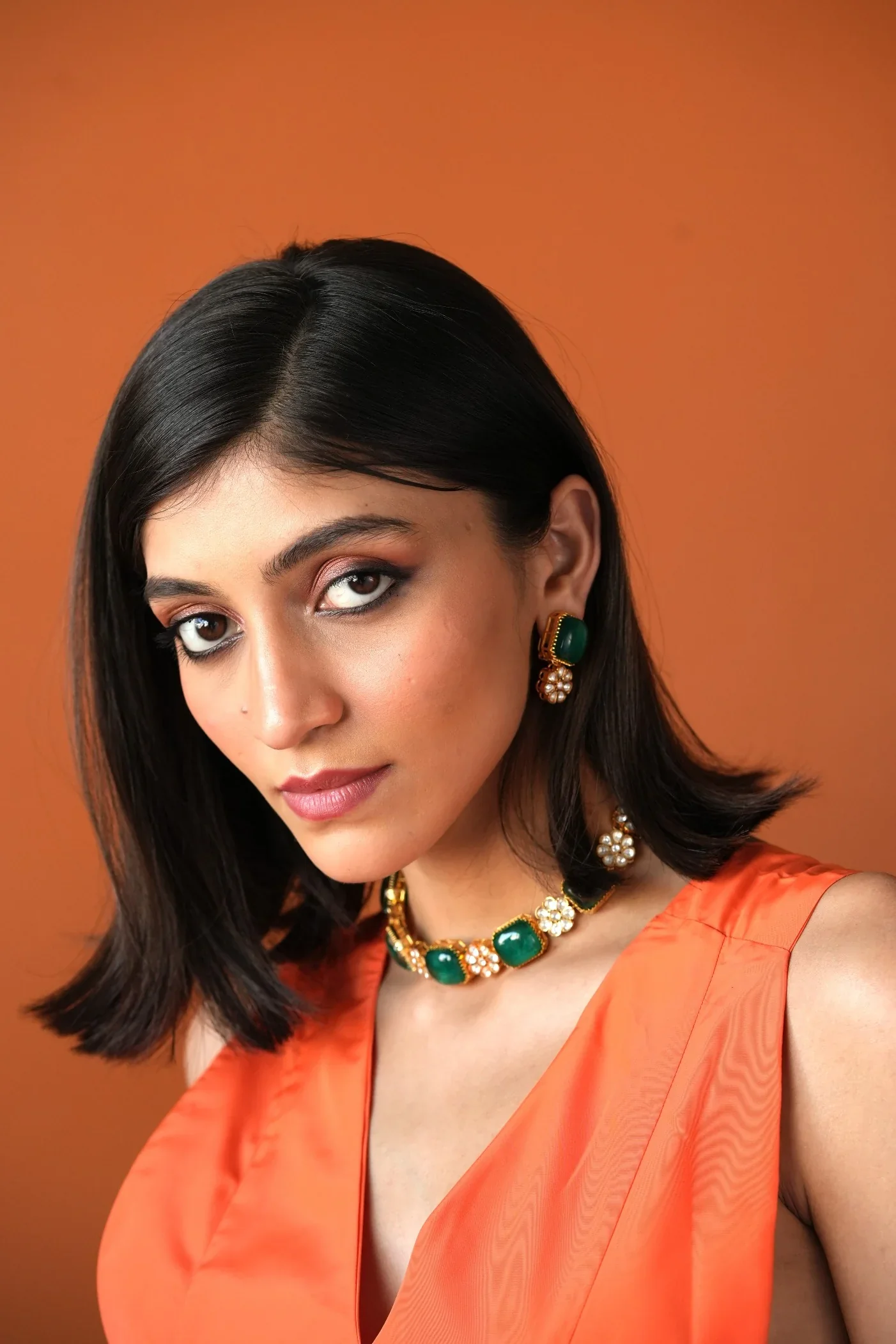 Pooja Green Semi Precious Stone And Jadau Kundan Choker Style Necklace With Earrings - Image 3