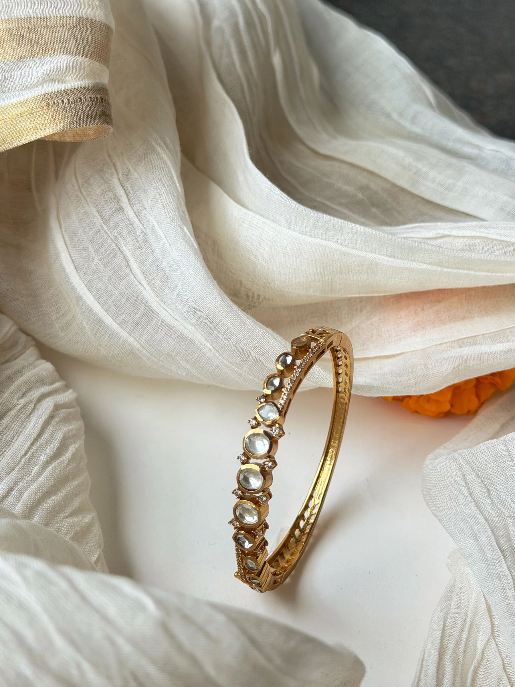 Idhaya Oval SP Polki Bracelet - Image 5