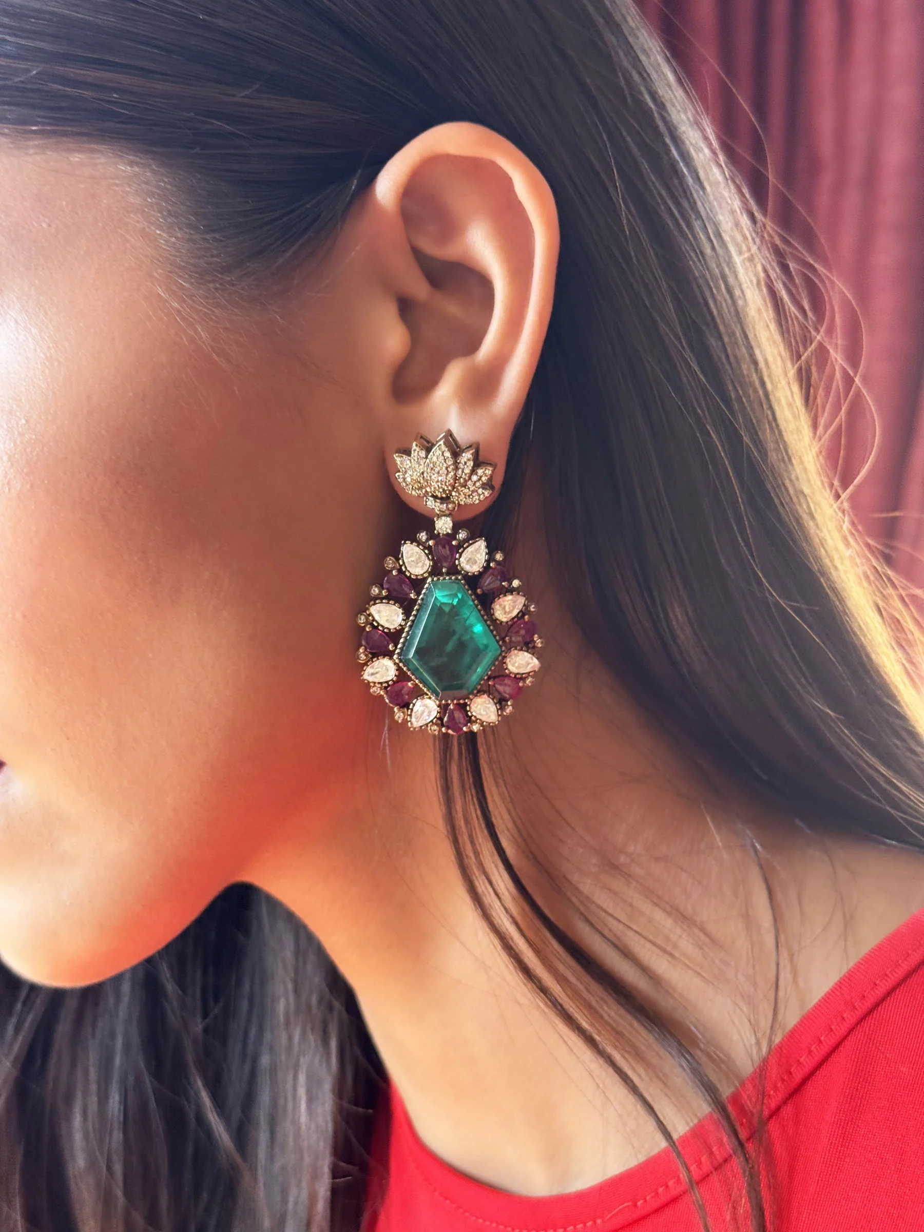 Maanavi Emerald Teardrop Multicolour Sp Polki Earrings - Image 3