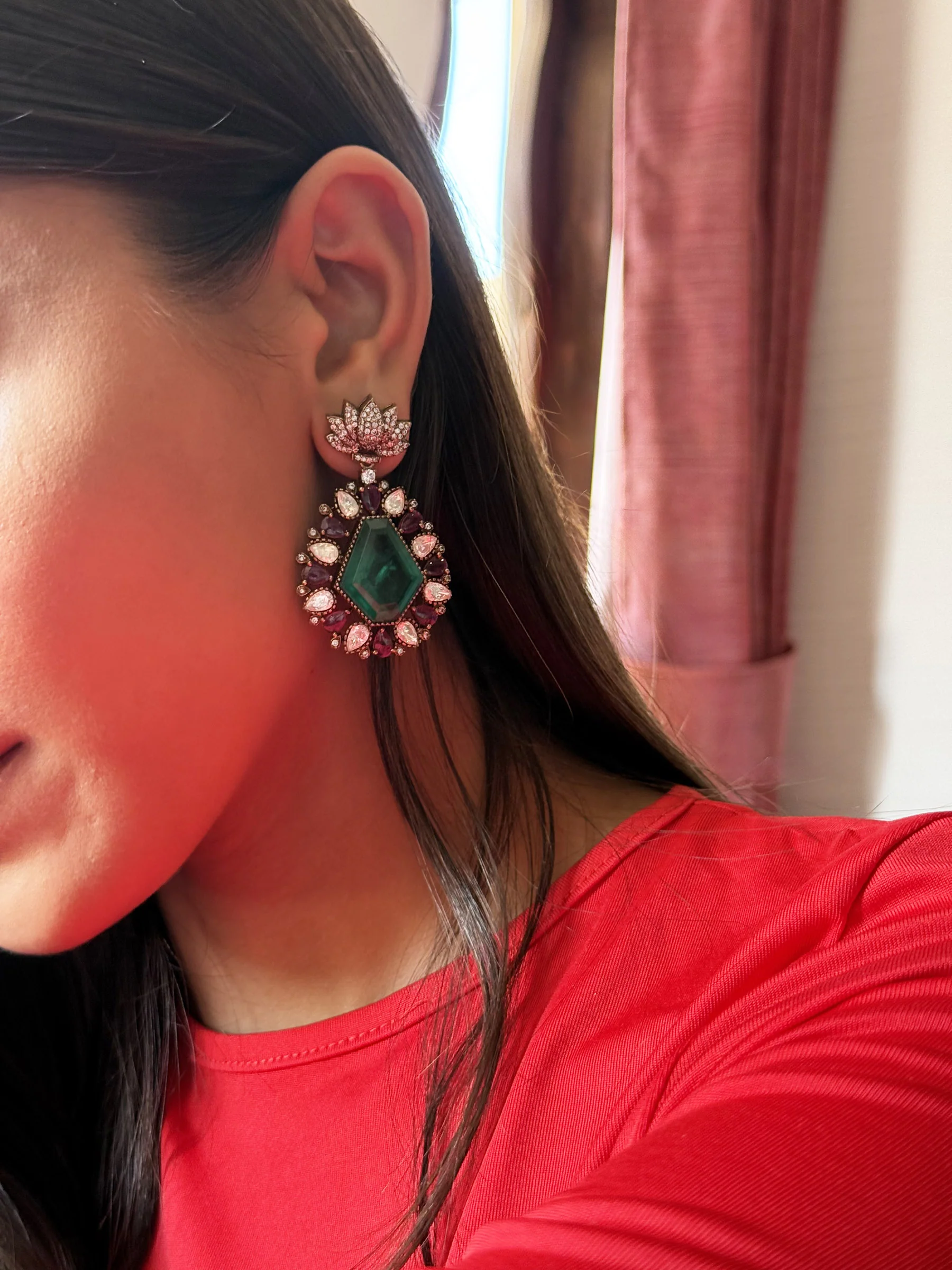 Maanavi Emerald Teardrop Multicolour Sp Polki Earrings - Image 4