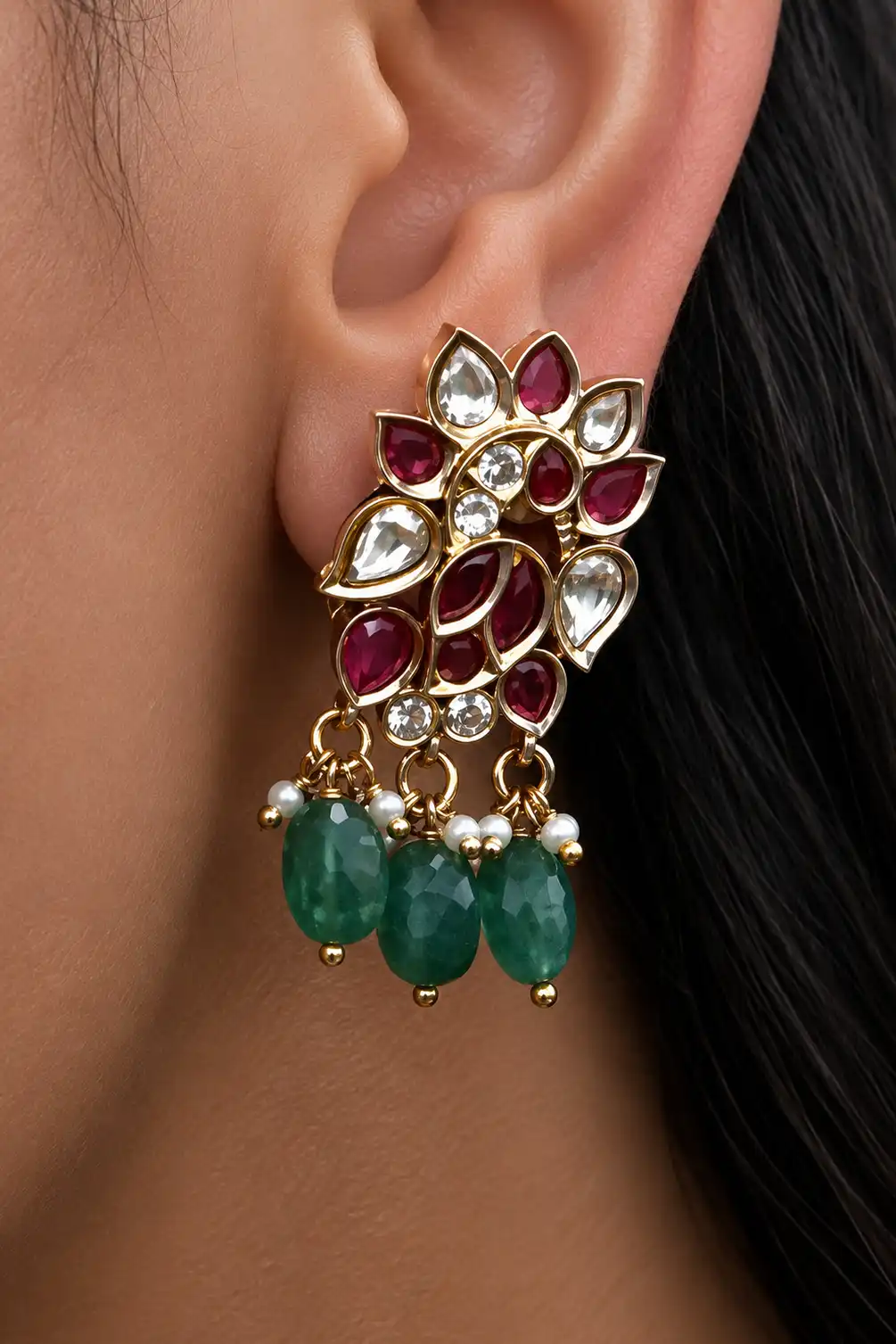 Neela Sacred Vine Emerald Polki Necklace Set - Image 4