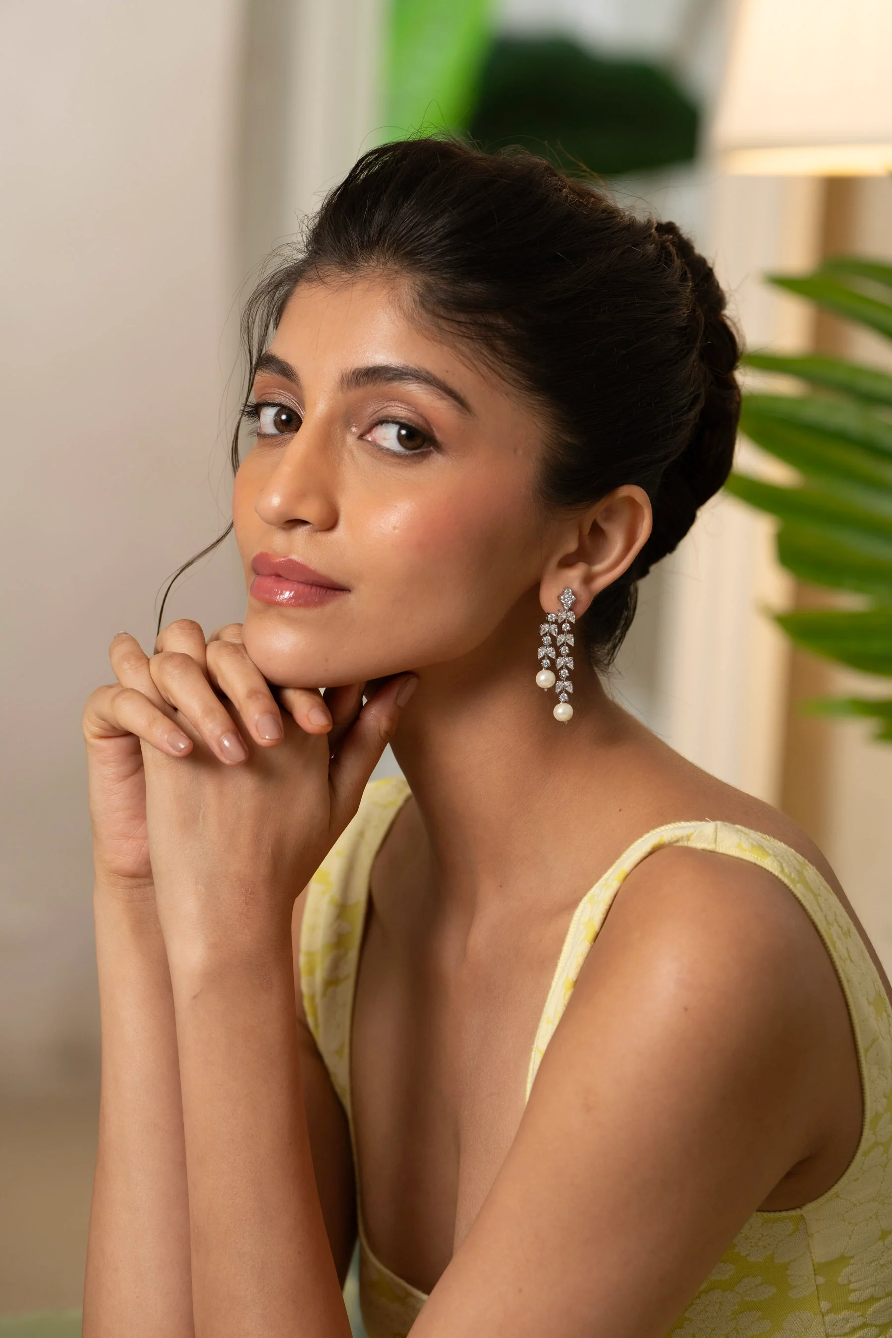 Pear Luster Diamond Earrings - Image 4