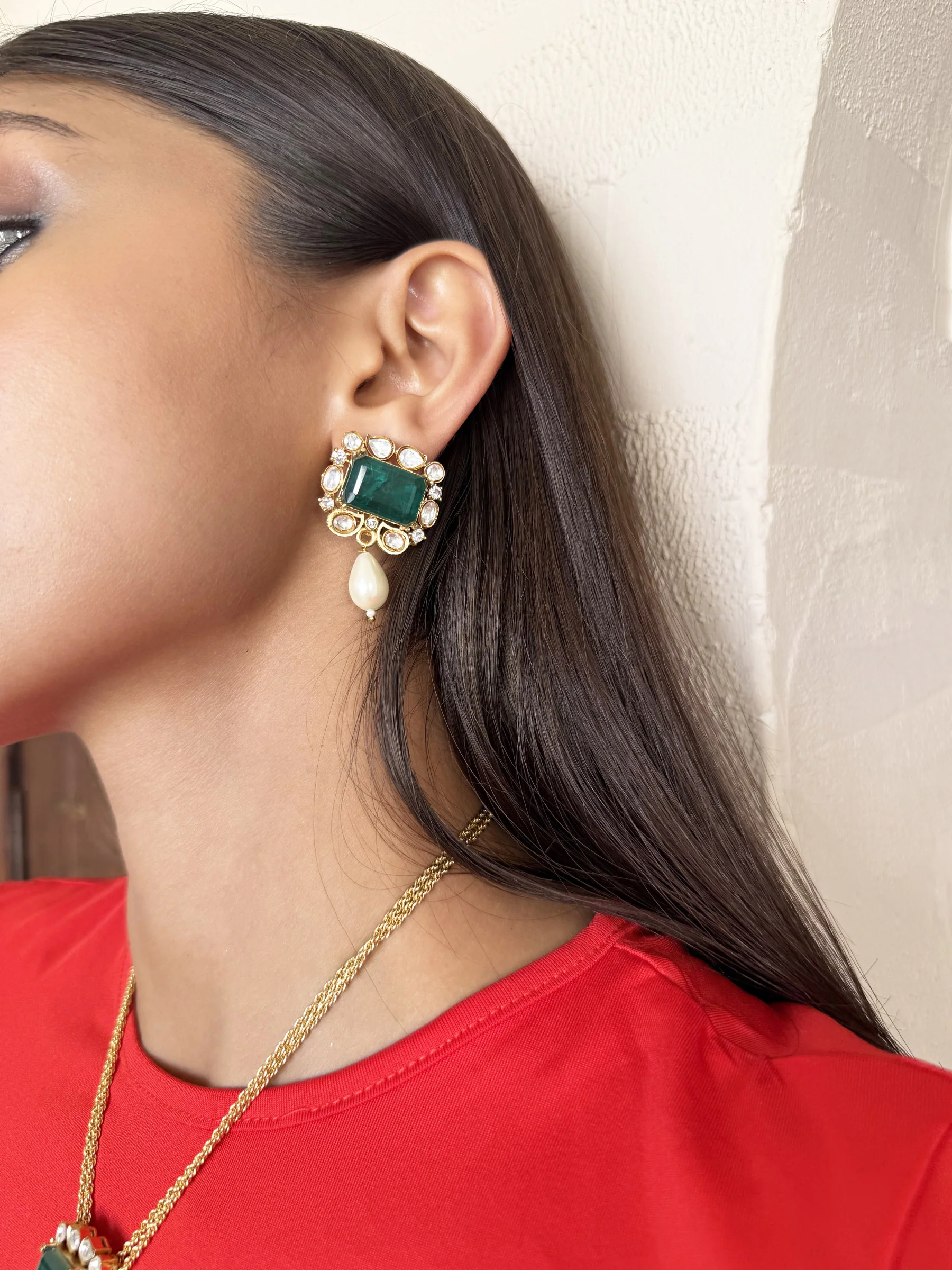 Reet Emerald Green Pendant Sp Necklace Set with Earrings - Image 3