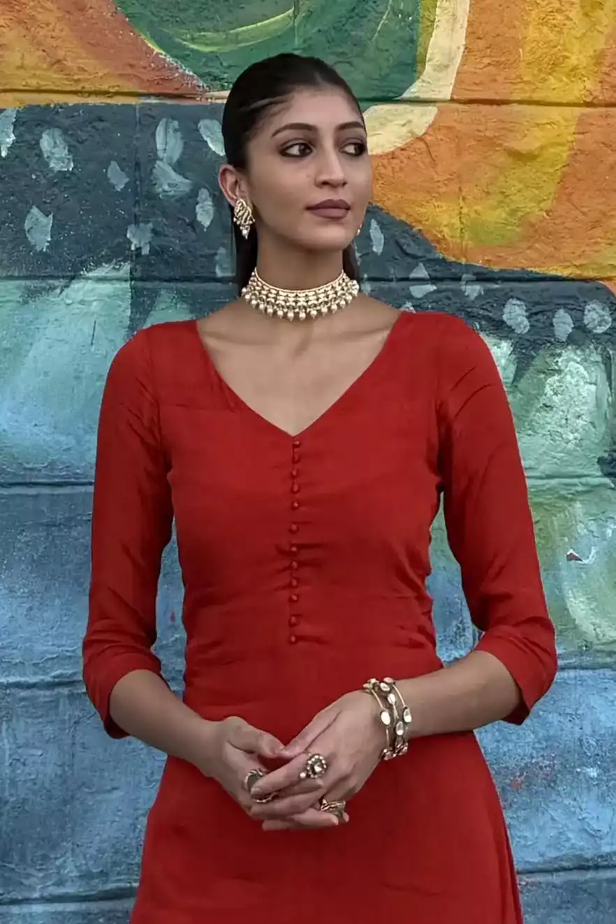 Ria Moti Kundan Pearl Choker Set with Jhumkas - Image 5