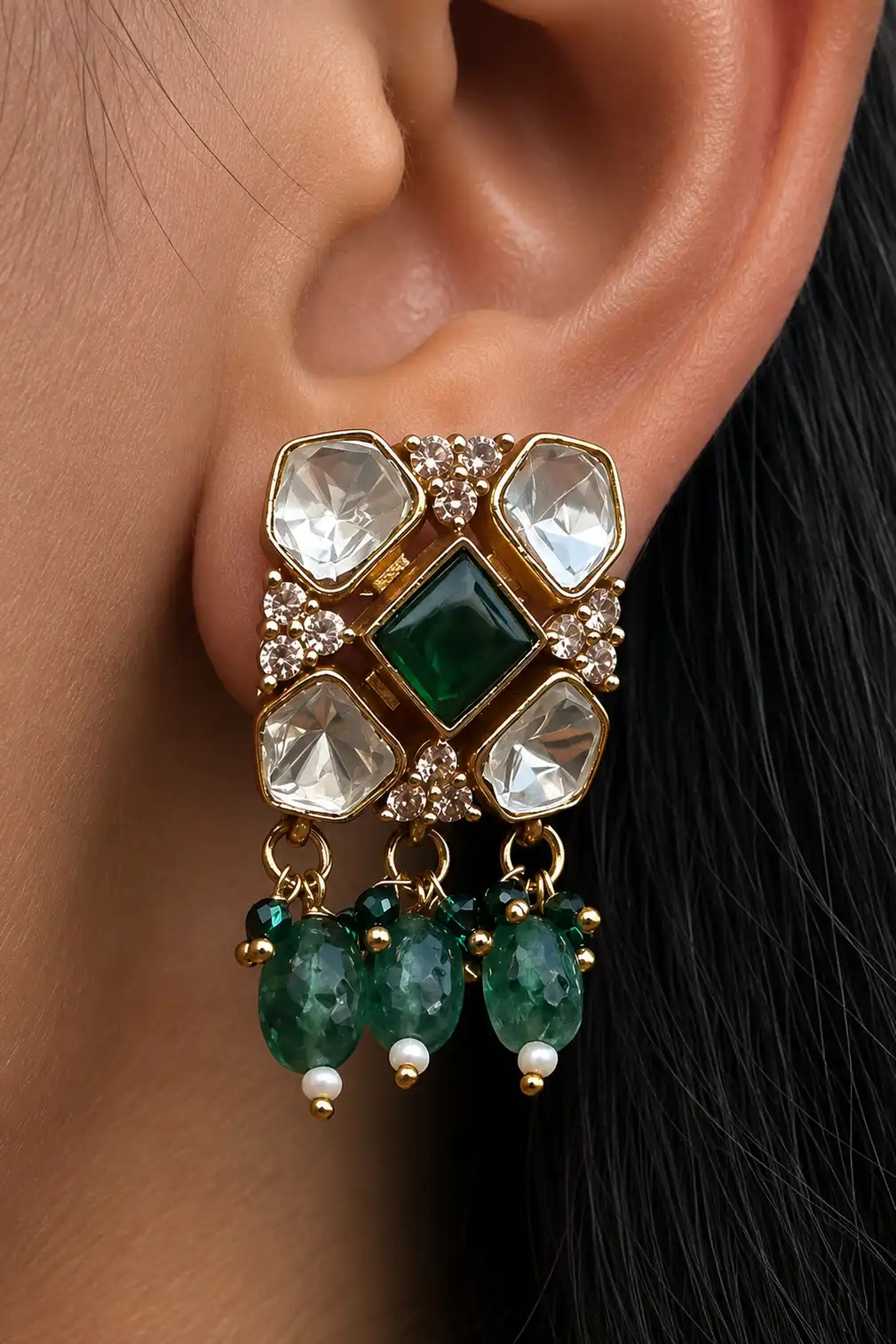 Riva Emerald Kundan Oxidised Choker Set - Image 3