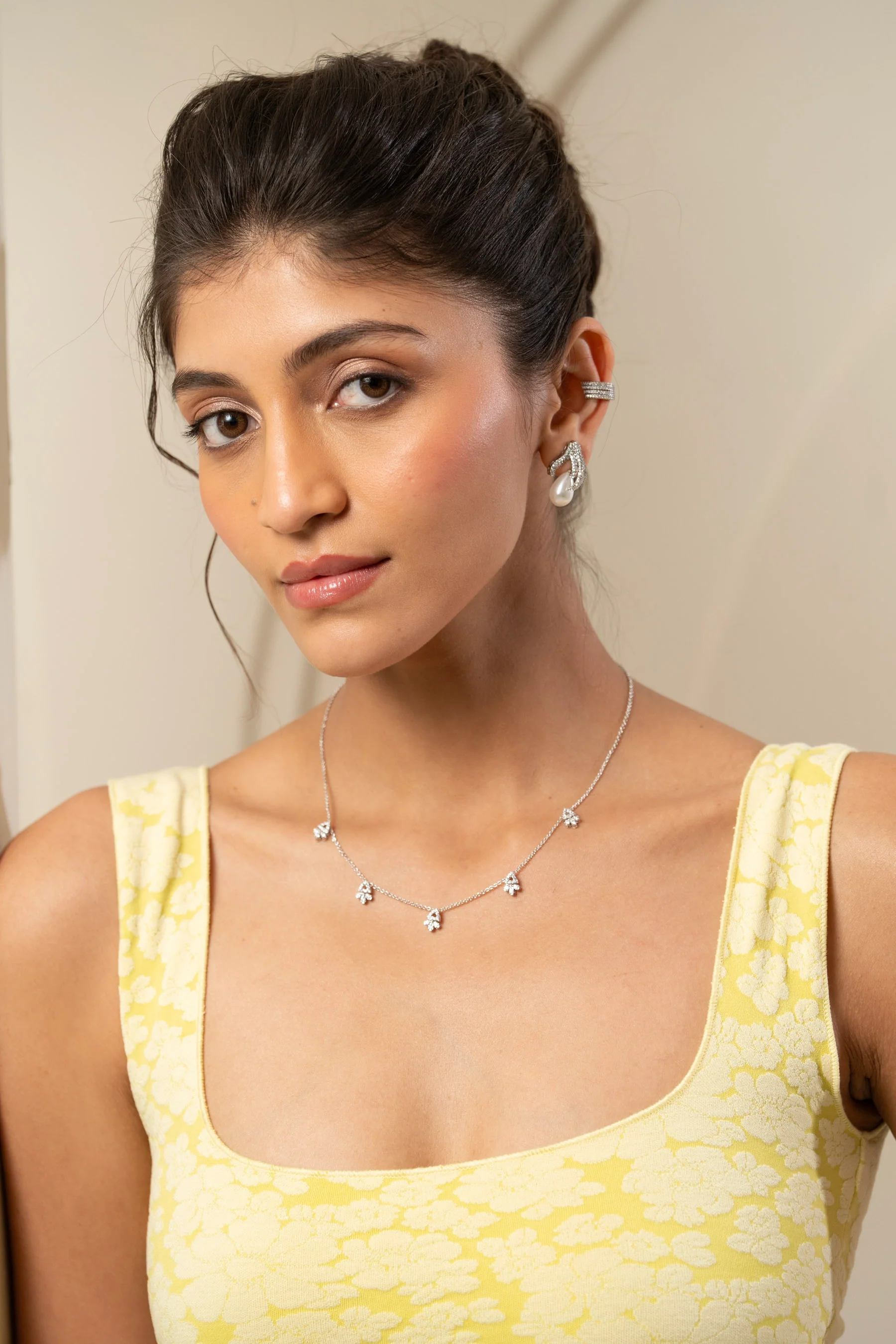 Round Yellow Diamond Necklace - Image 4