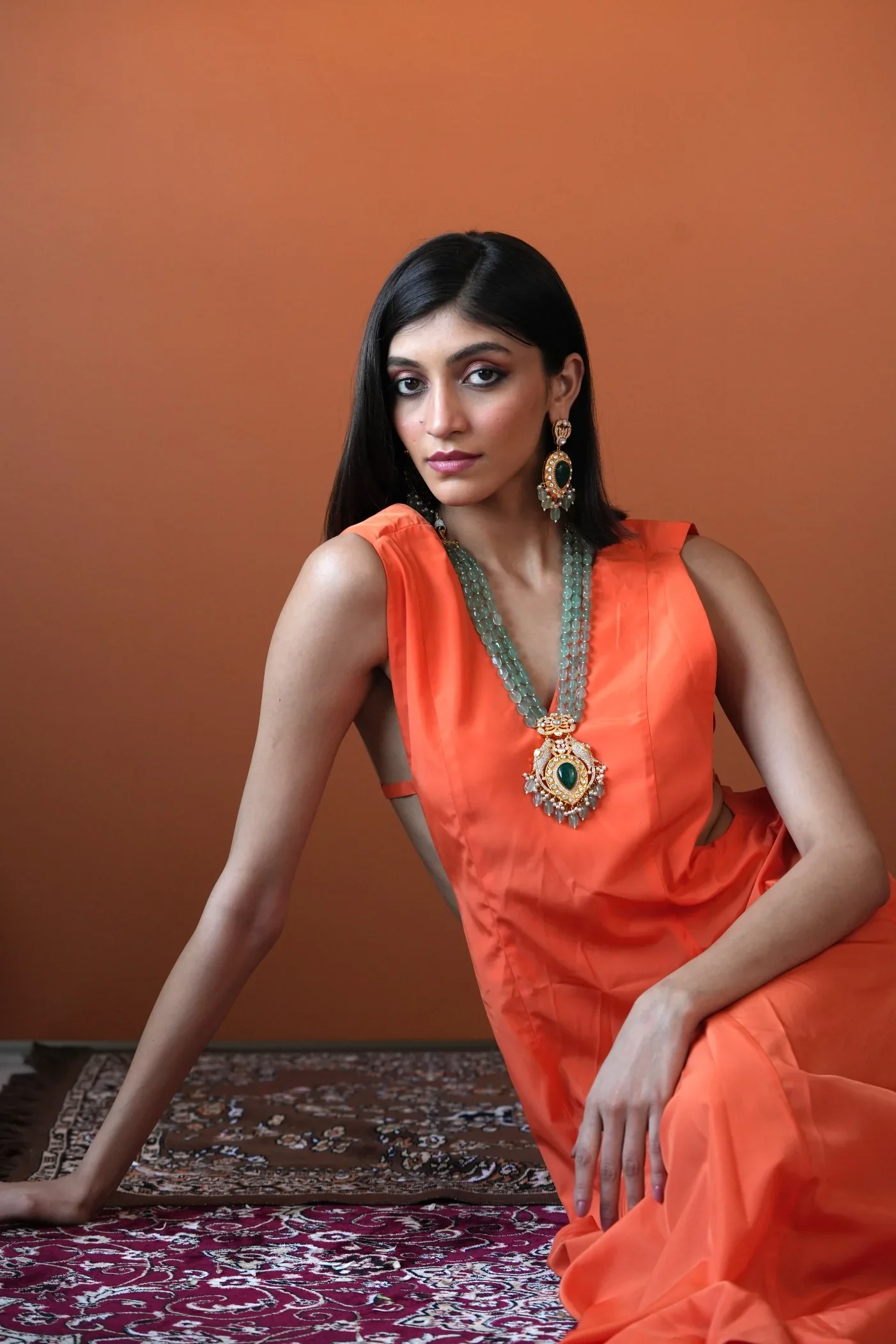 Sia Tota Green Stones Pendant On Green Mala Set With Long Earrings - Image 5